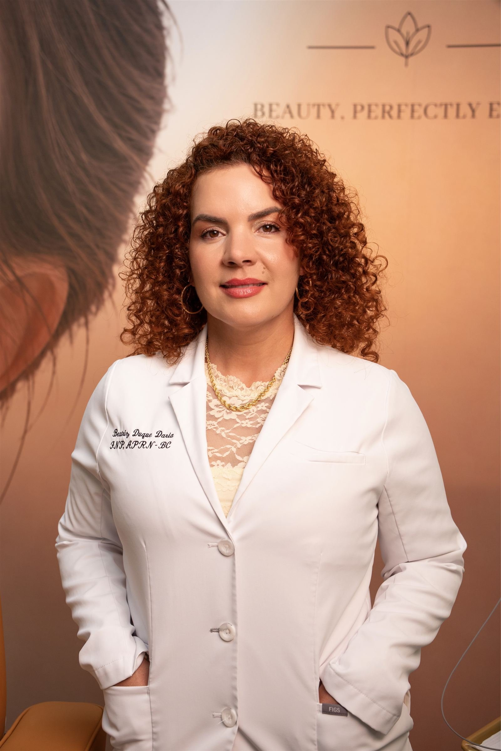 Portrait of Beatriz Duque Daria, APRN, founder of The Edit